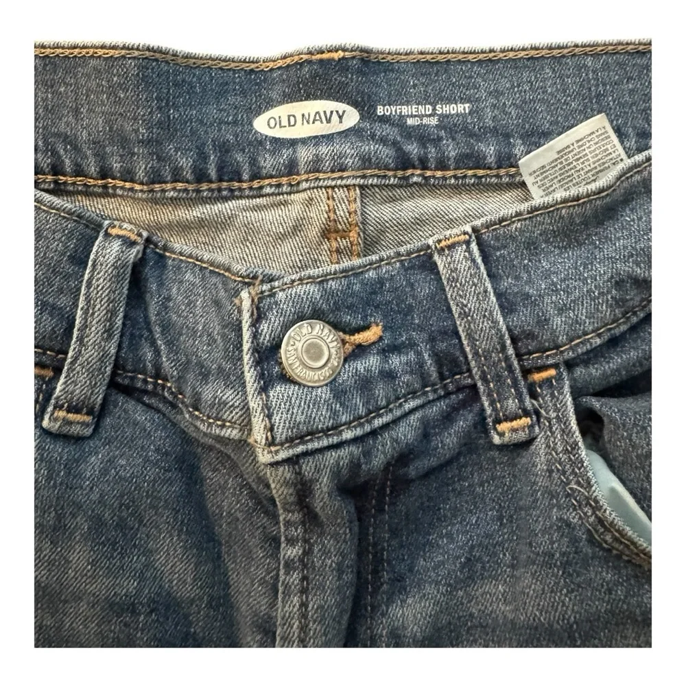 Old Navy Classic Blue Jean Shorts - Picture 4 of 5